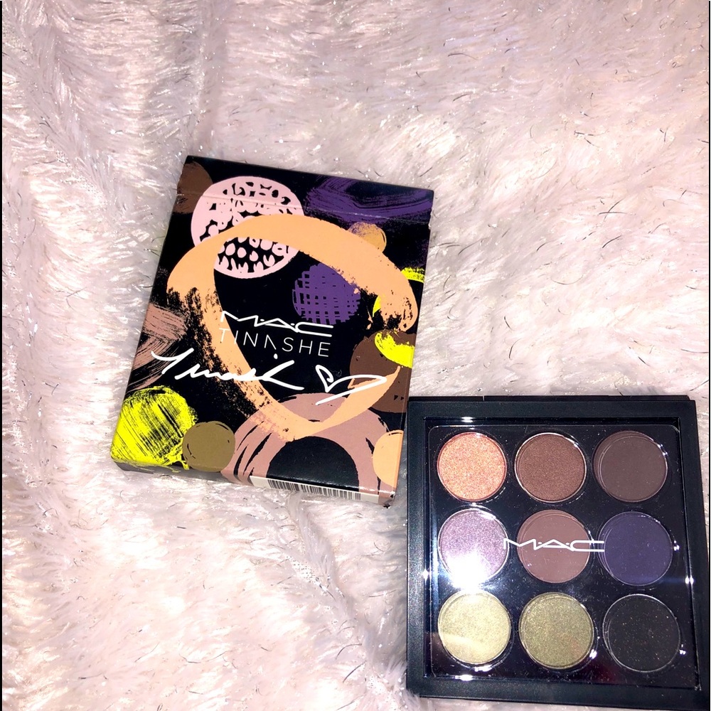 MAC Eyeshadow Palette